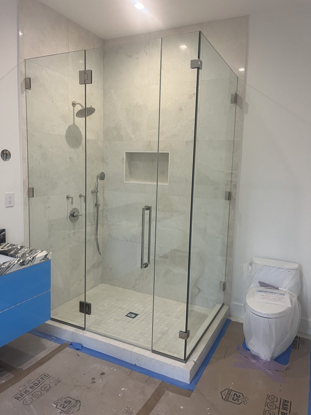 Corner Enclosure, Mid-Install